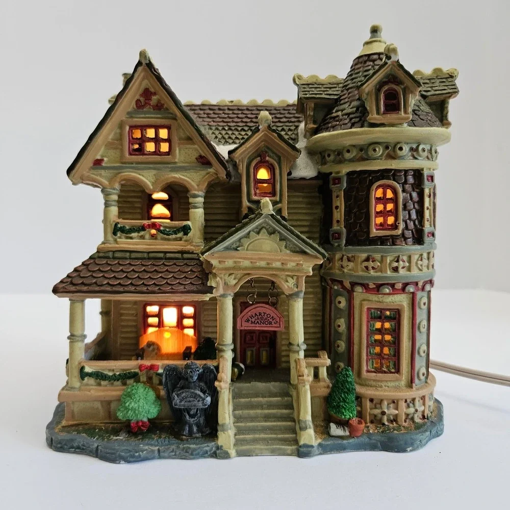 Lemax Coventry Cove Whartons Manor Porcelain Lighted House 2003 Village Decor